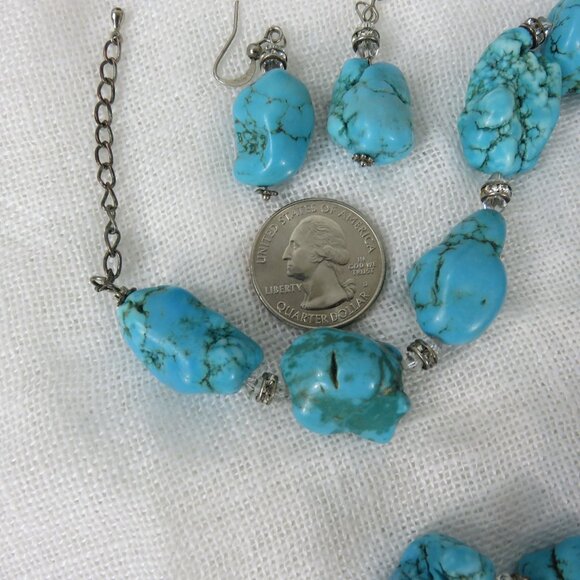 Vintage Turquoise Dyed Howlite Nugget Necklace Earring Set Silver Crystal Accent - Picture 4 of 16
